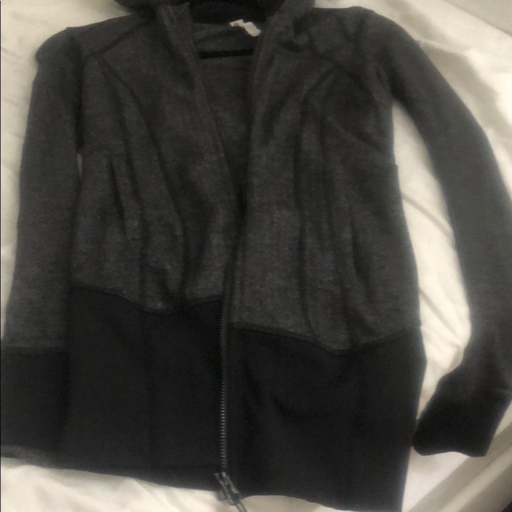 Lululemon jacket - Picture 2 of 3
